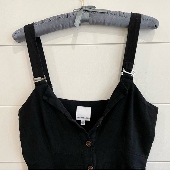 Black Mini Dress with Front Buttons and Detachable Straps - Picture 3 of 7